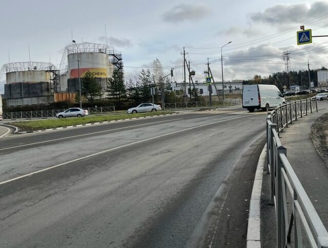 Отечественные легковушки не разъехались на въезде в Петрозаводск
