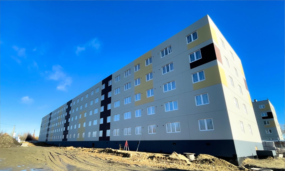 Компания «КСМ» поделилась видео о ходе строительство жилого дома под расселение в Беломорске