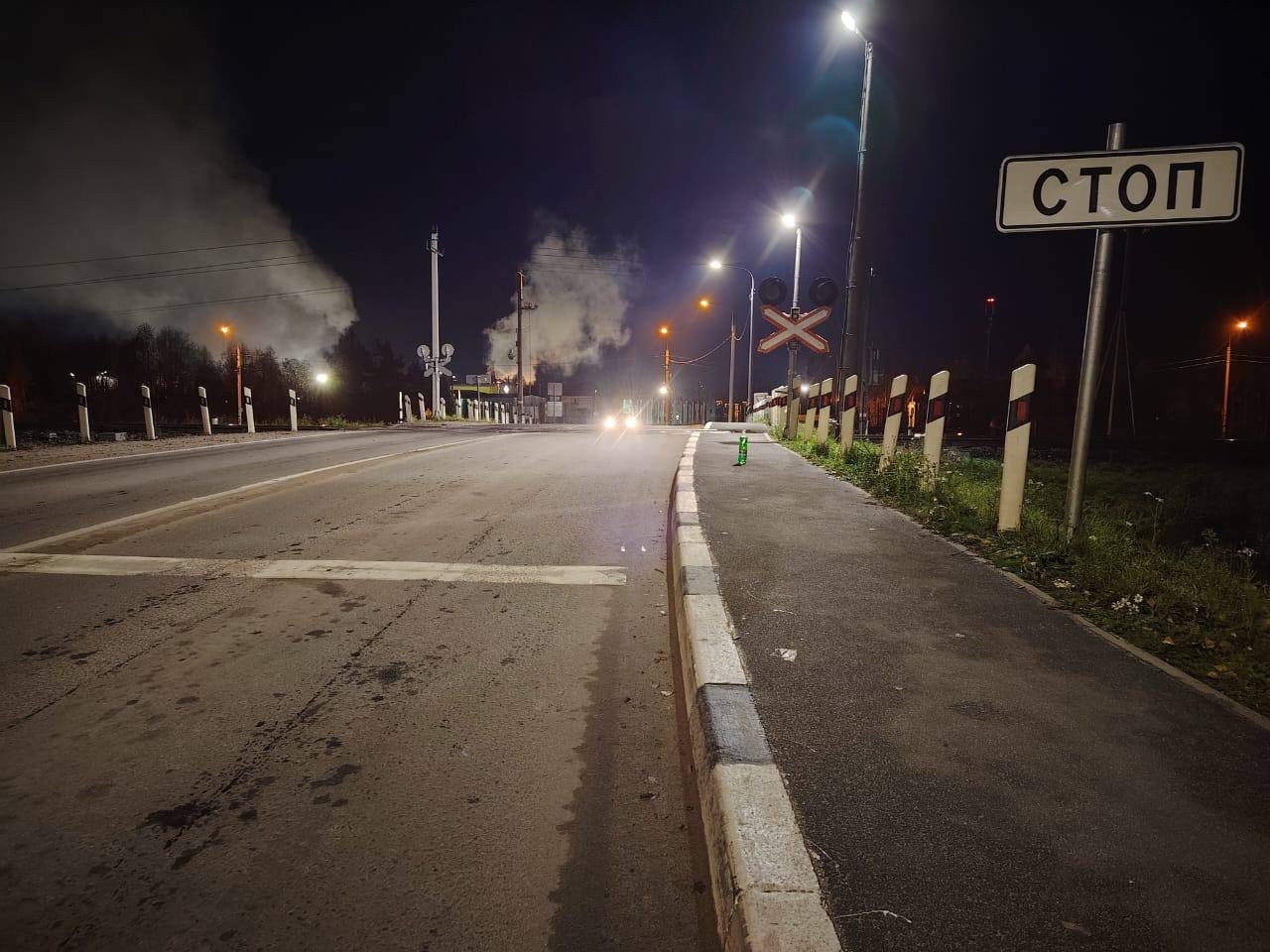 Женщина попала под поезд рядом с Карелией