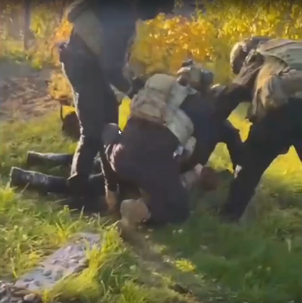 Житель Карелии сменил имя и фамилию, но по анализу ДНК его спустя три года задержали за кражу спецтехники