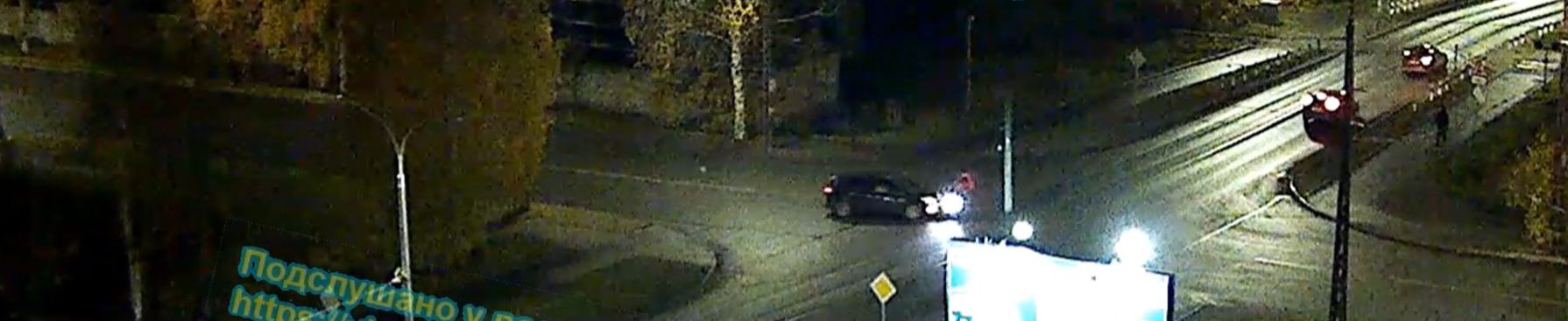 Сбили, встал, уехал: курьер на двухколесном и автомобиль сошлись на перекрестке в Петрозаводске Сбили, встал, уехал: курьер на двухколесном и автомобиль сошлись на перекрестке в Петрозаводске