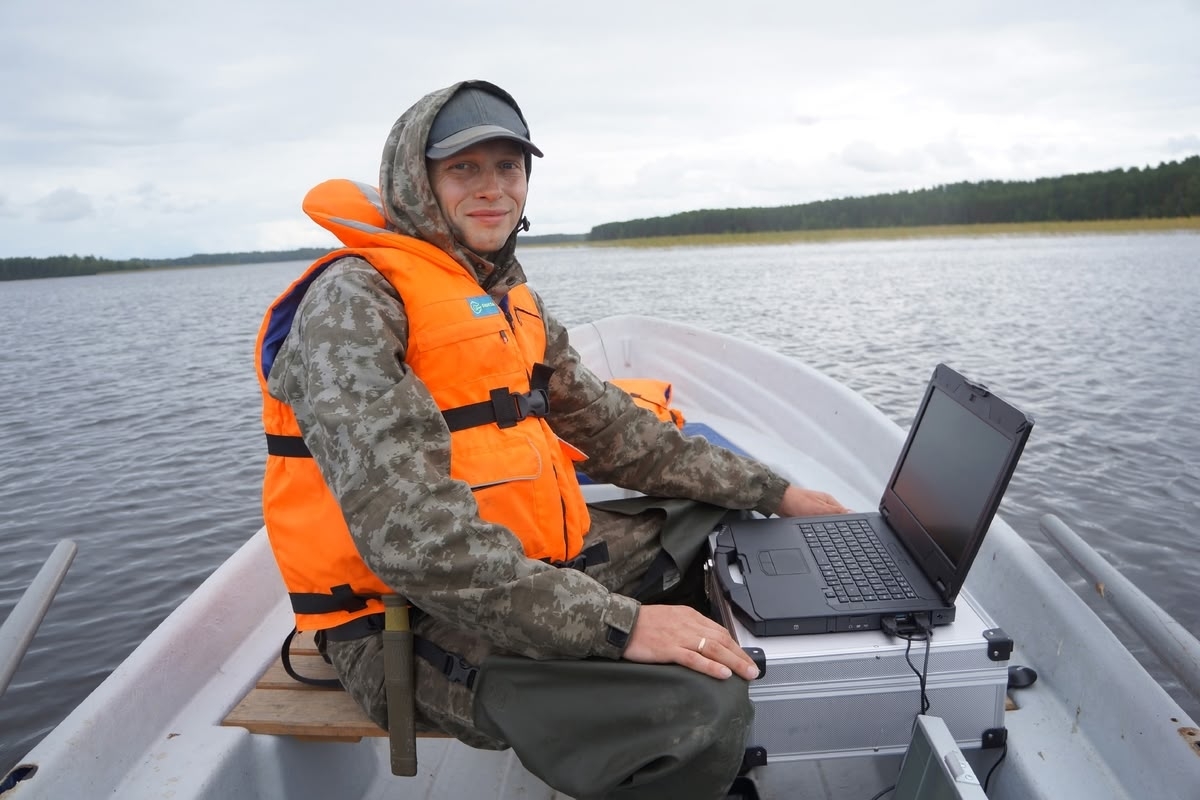 Ученые Карелии испытали новый гидроакустический прибор на Сямозере Ученые Карелии испытали новый гидроакустический прибор на Сямозере