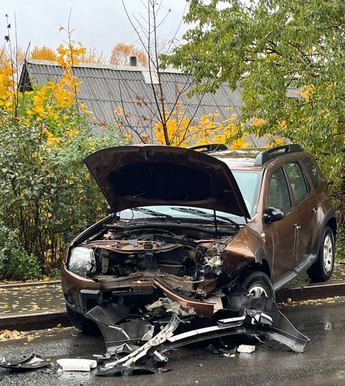 Выехал на встречку: водители получили травмы в ДТП в одном из районов Петрозаводска