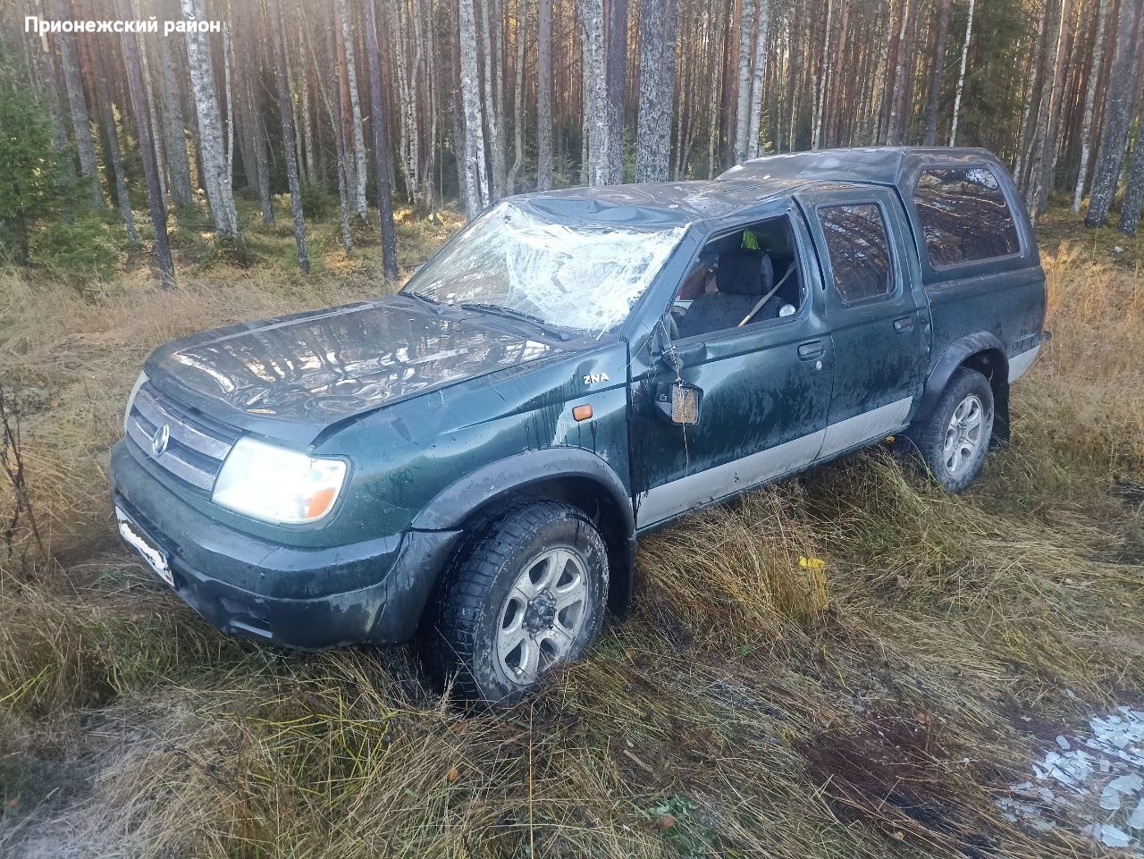 В одной из массово слетевших с дороги под Петрозаводском машин пострадал 75-летний водитель