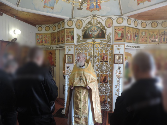 Прийти к Богу могут только сильные духом люди: осуждённые в Карелии участвуют в богослужении