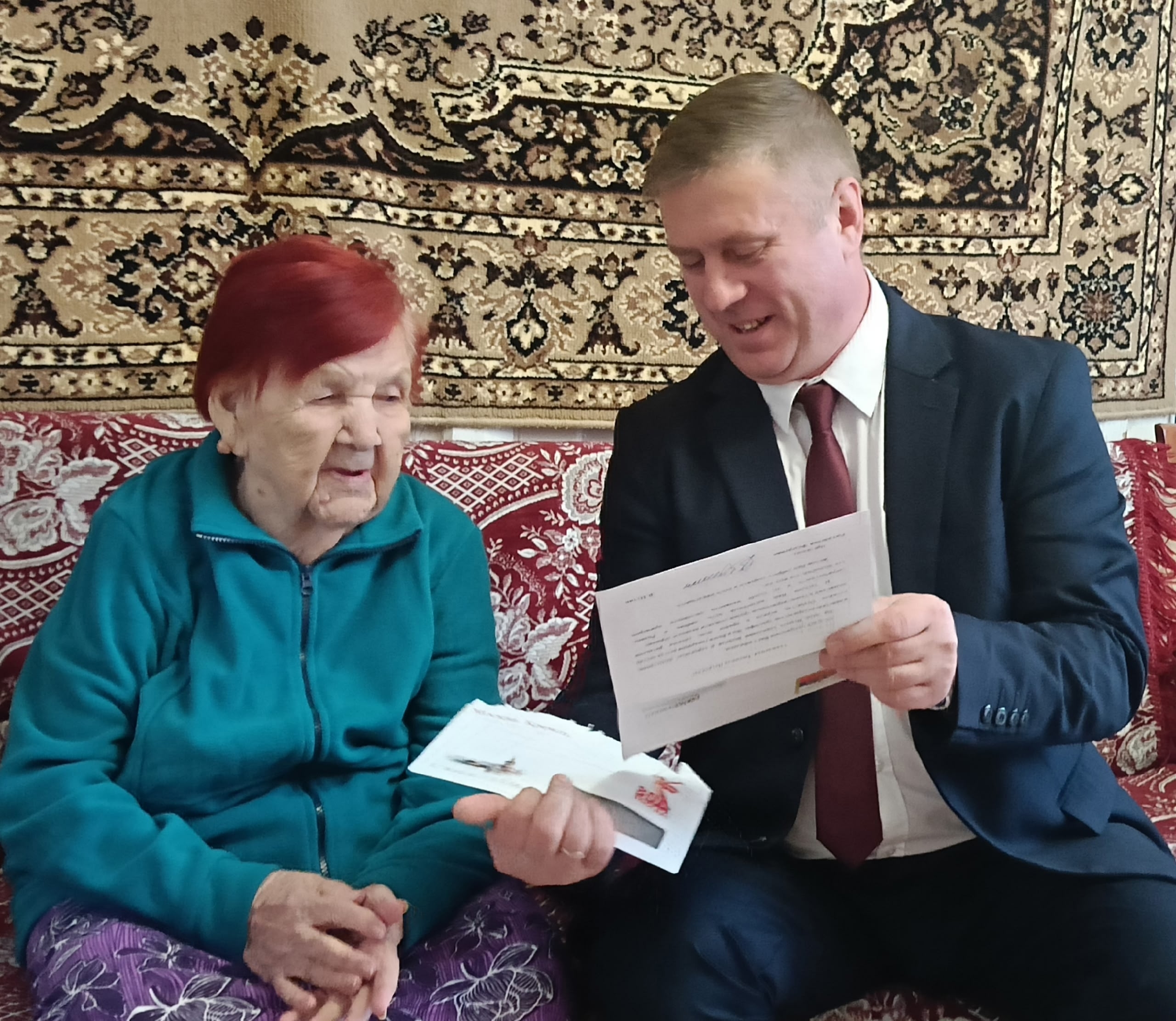Владимир Путин поздравил жительницу Кондопоги с 95-летним юбилеем Владимир Путин поздравил жительницу Кондопоги с 95-летним юбилеем