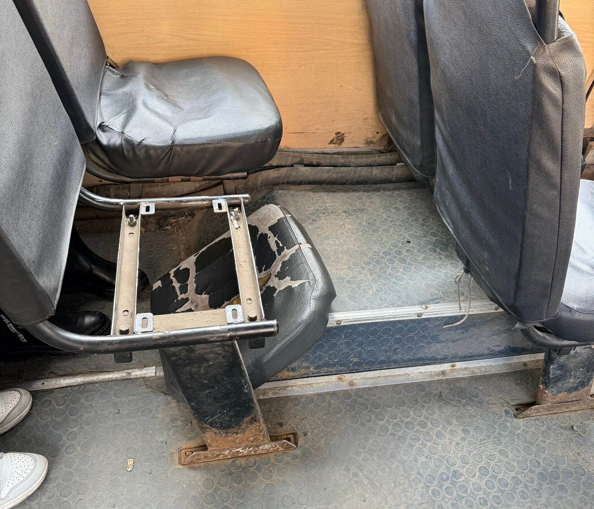 Автобус без сидения ездит по Петрозаводску