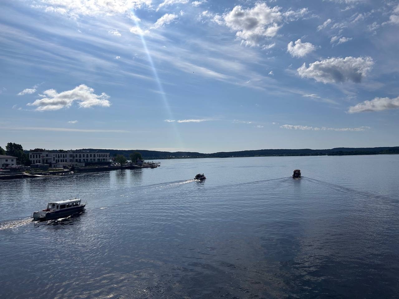 На катере без лицензии катали туристов в Карелии