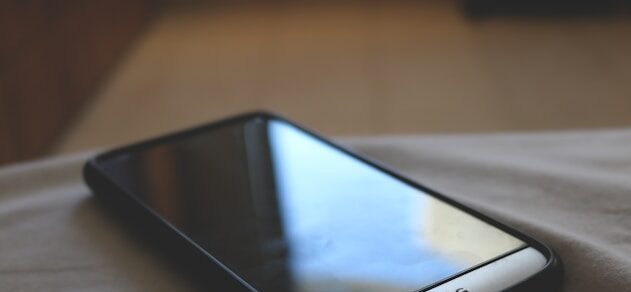 Ушлая жительница Карелии тратила деньги приятельницы как свои