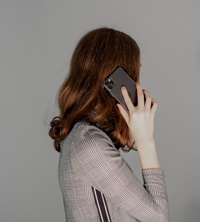 Петрозаводчанка в декрете «устроилась» на удалёнку к мошенникам