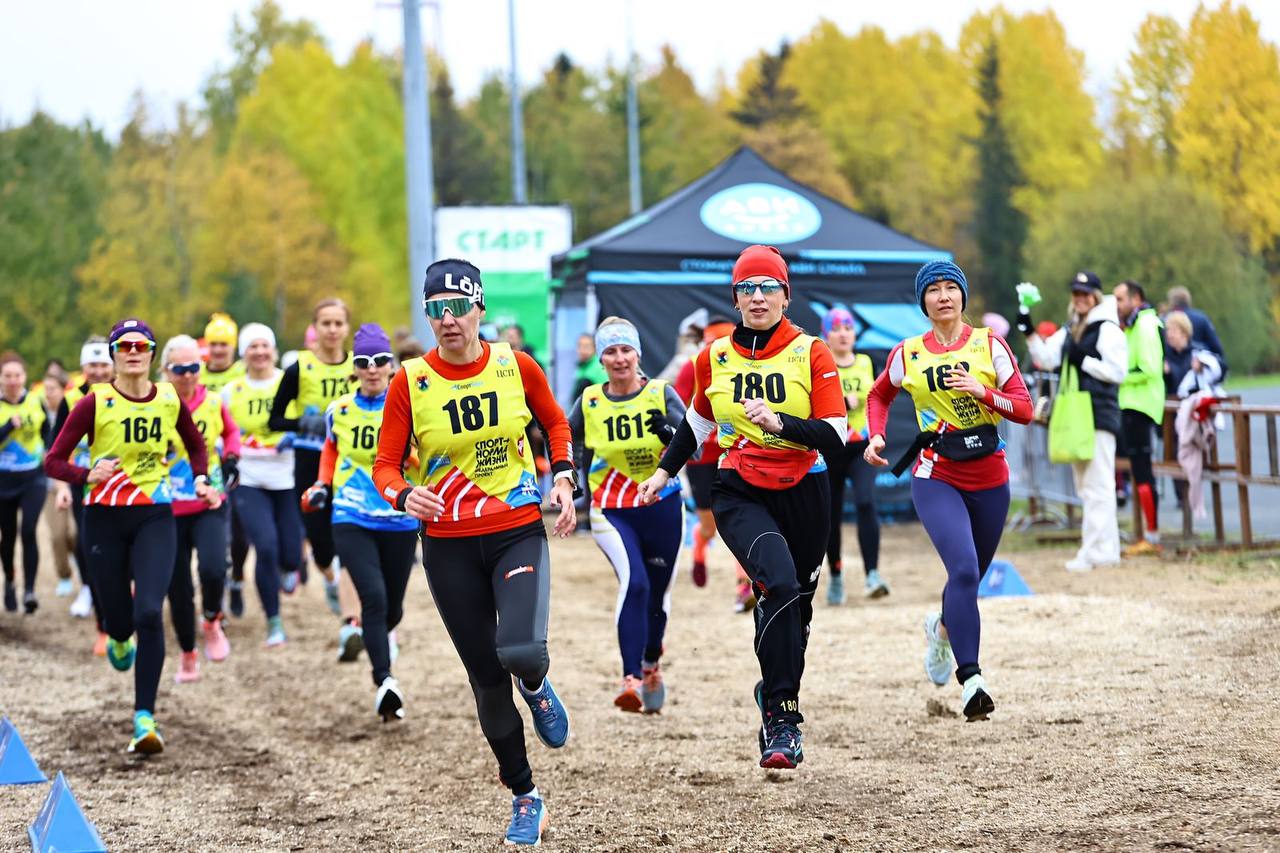 Команда спортсменов из Петрозаводска завоевала кубок на легкоатлетическом кроссе