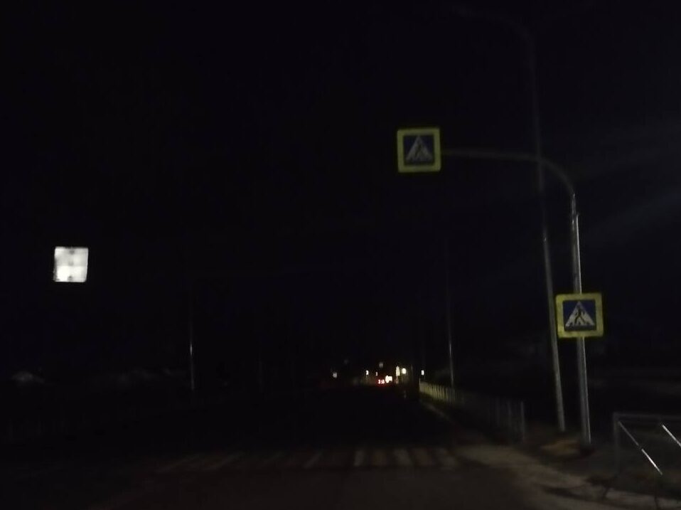 Магистраль в Костомукше погрузилась в темноту Магистраль в Костомукше погрузилась в темноту