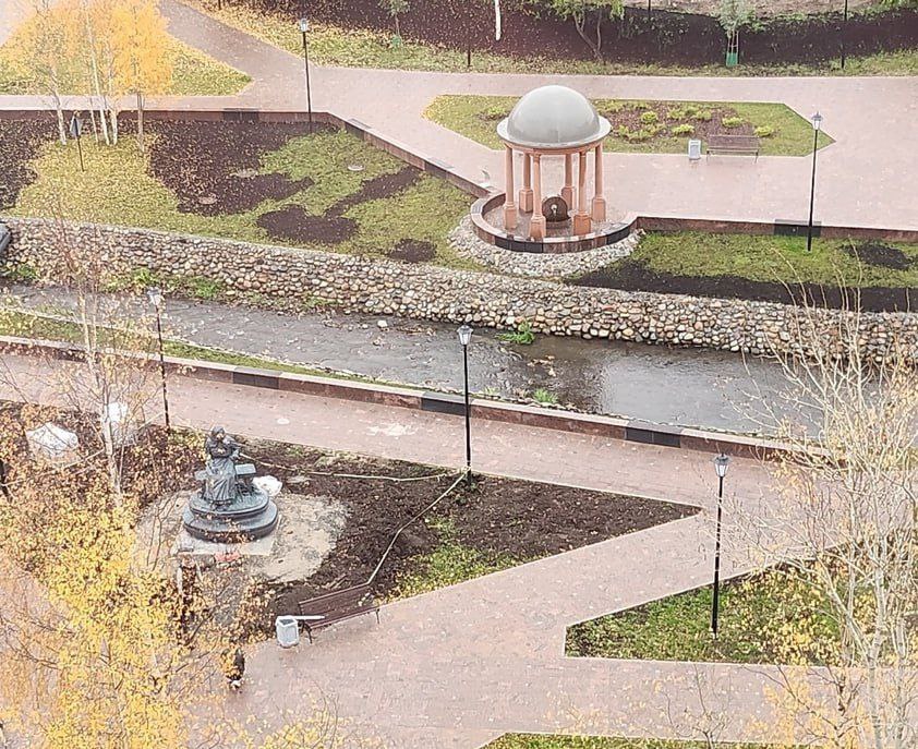 Новый памятник поставили рядом с набережной в Петрозаводске Новый памятник поставили рядом с набережной в Петрозаводске