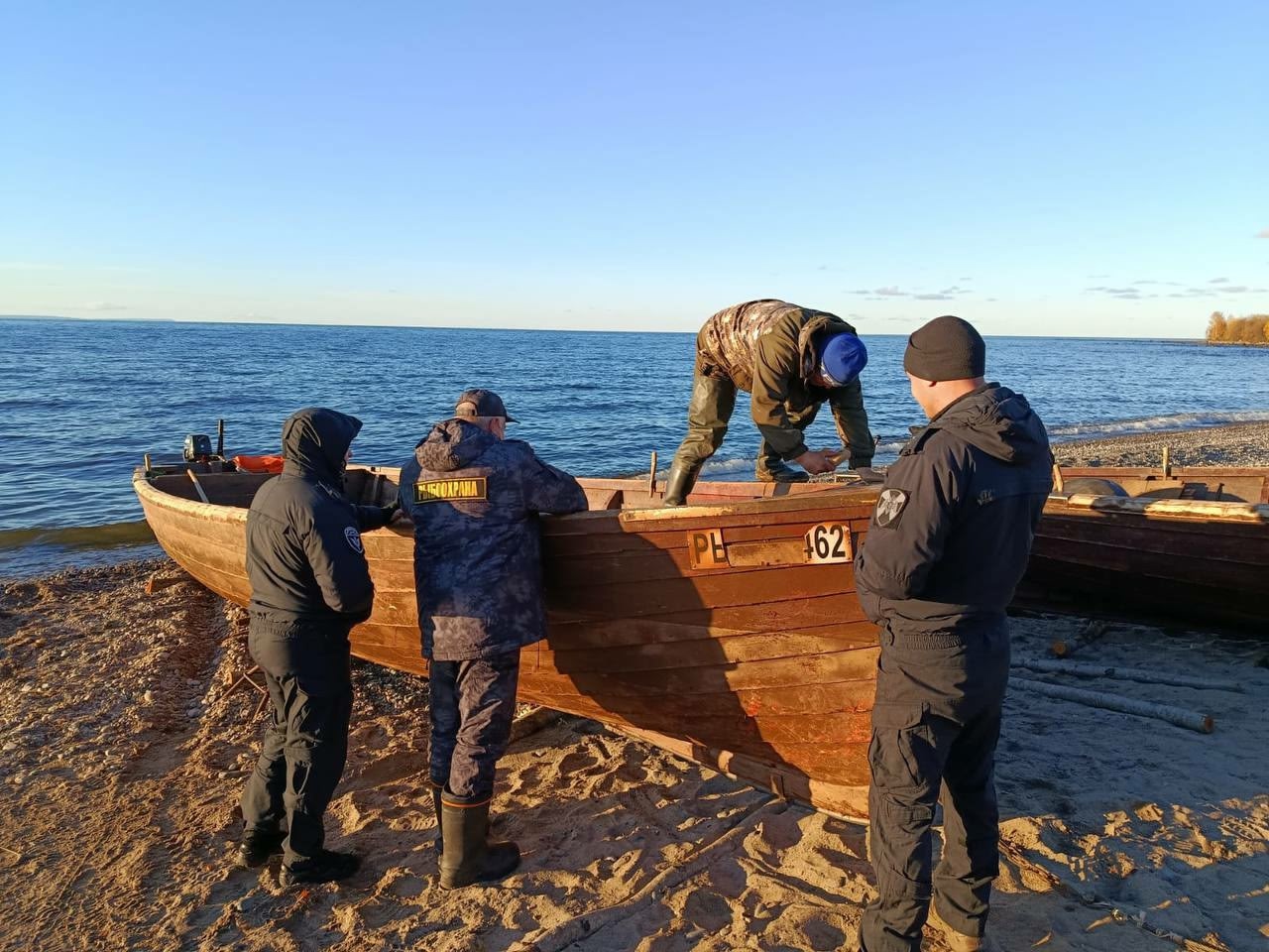 Рыбоохрана усиленно следит за выловом ряпушки в Онежском озере Рыбоохрана усиленно следит за выловом ряпушки в Онежском озере