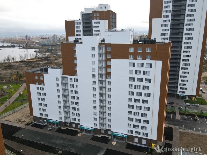 В Петрозаводске проверили ход строительства многоэтажки на Соломенском шоссе