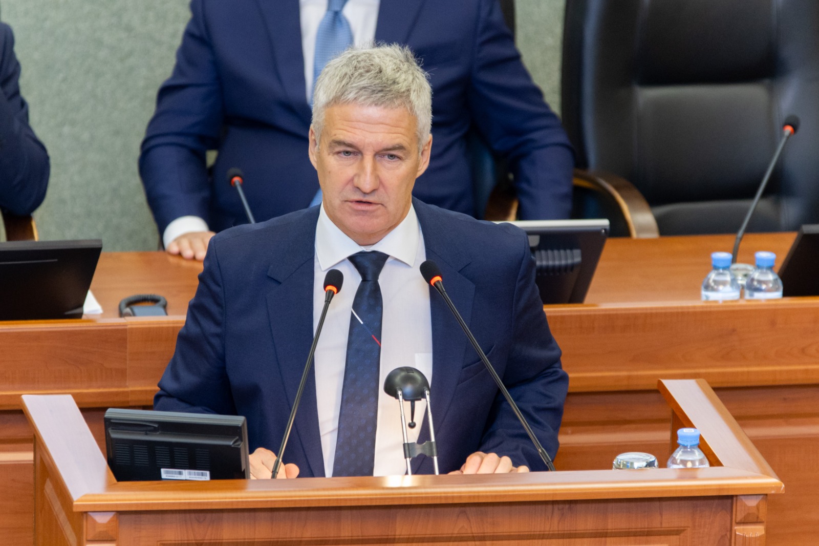 Руководитель региона ответил на вопросы парламентариев Карелии