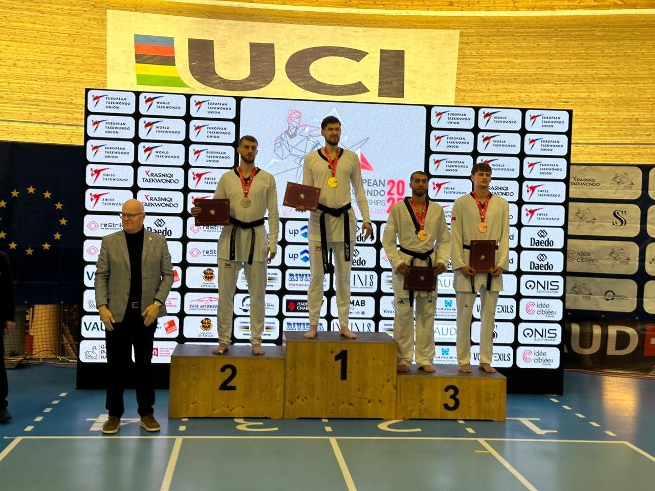 Владислав Ларин принес Карелии серебро чемпионата Европы по тхэквондо