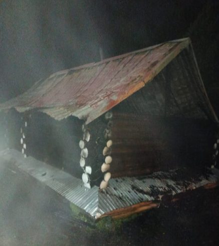Пожар уничтожил баню в Софпороге