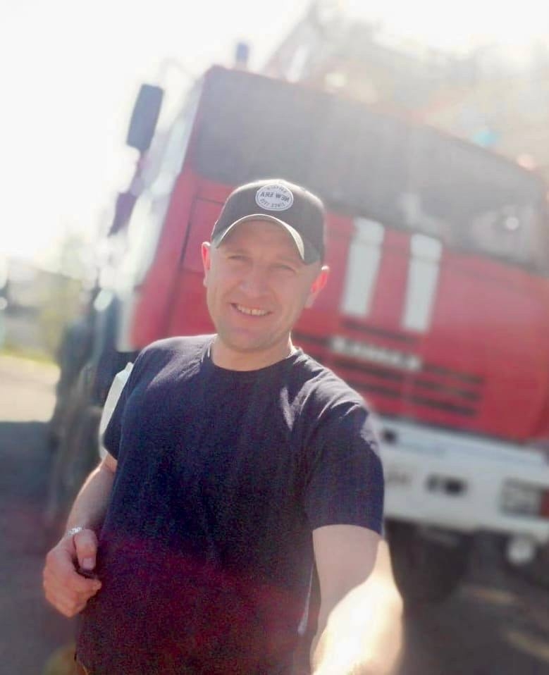 В Карелии простились с погибшим на спецоперации спасателем Иваном Ушаковым