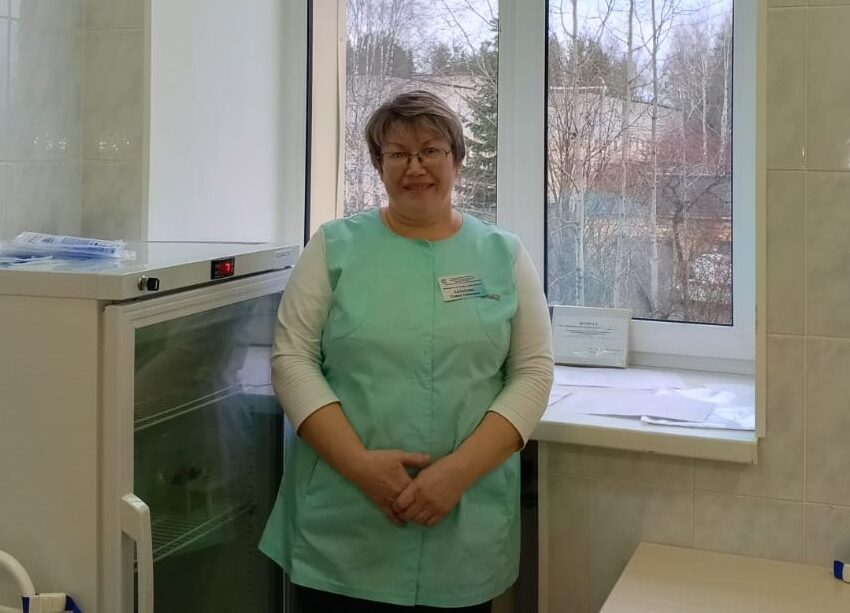 Как вторая мама: медсестра с 40-летним стажем в медицине Карелии отмечает юбилей