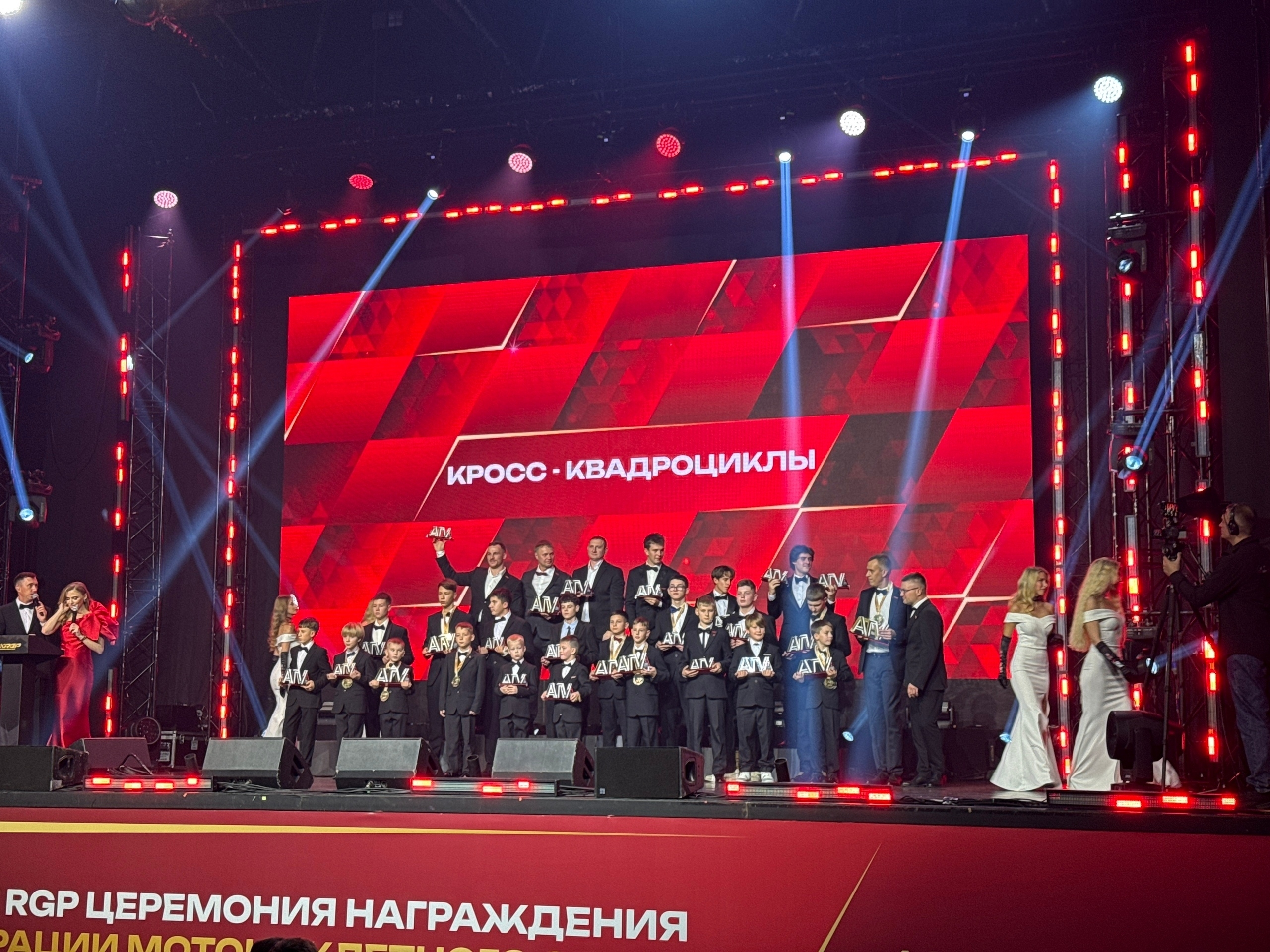 Олонецкие обошли всех: лучших гонщиков Карелии наградили в Москве