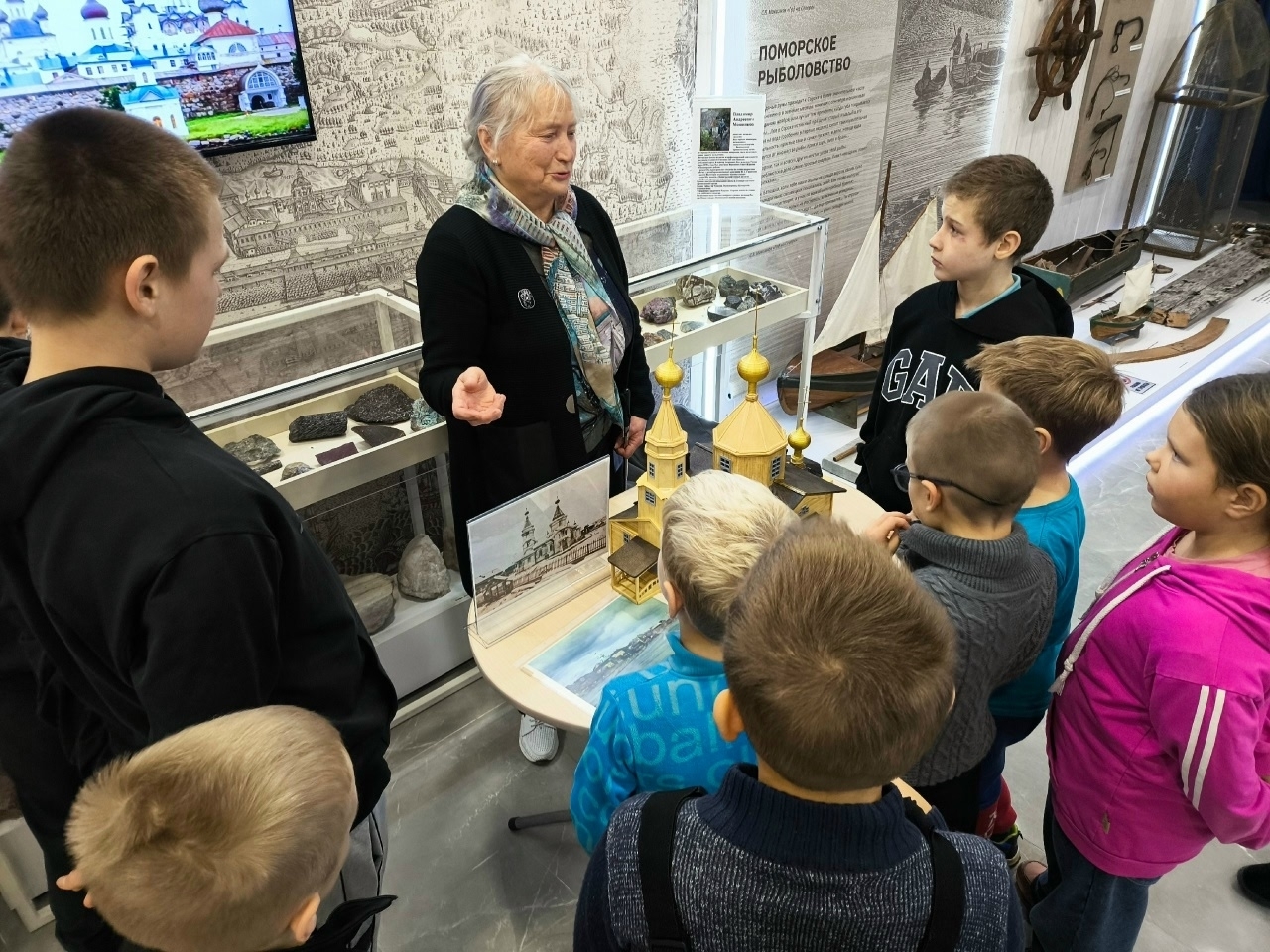 Воспитанники воскресной школы изучают историю Поморья в Беломорском музее