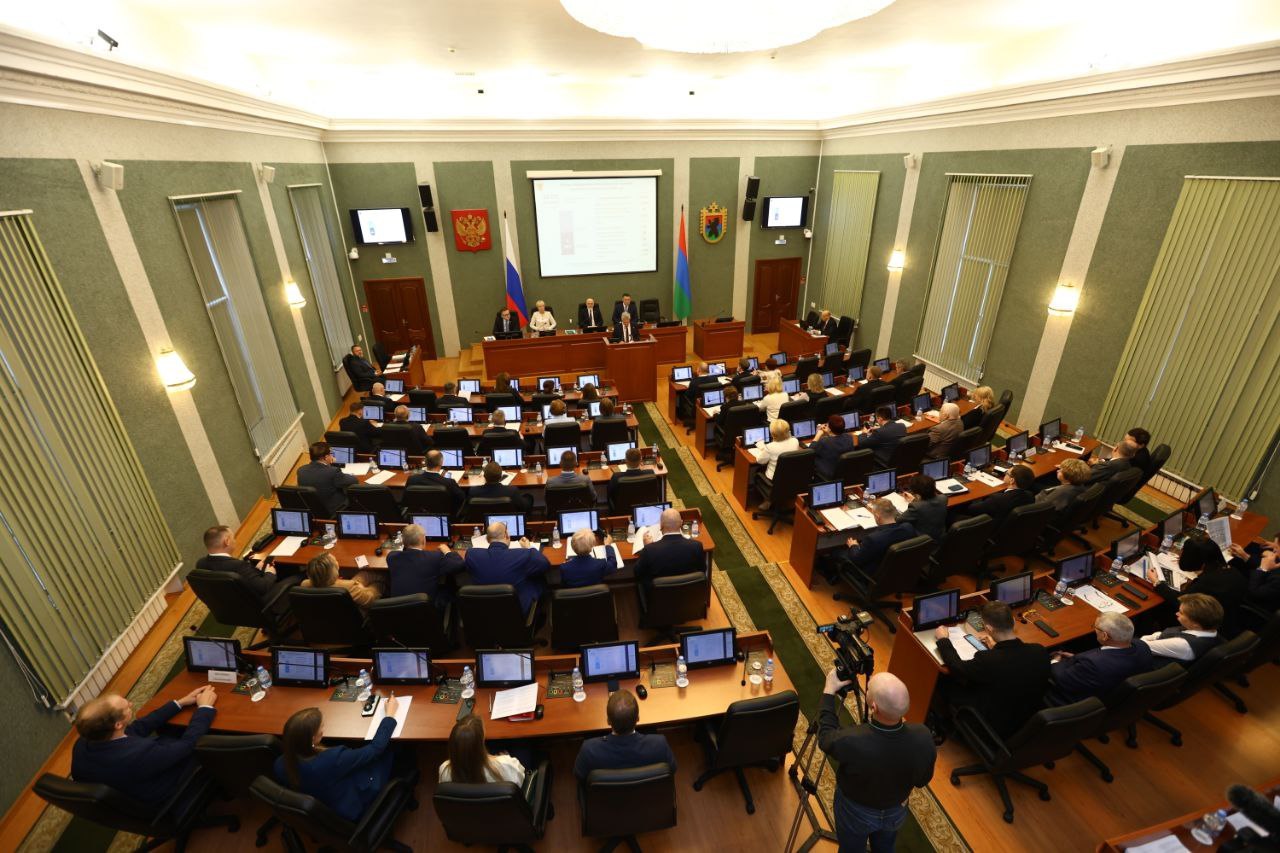 Проект бюджета Карелии на 2026 год принят в первом чтении