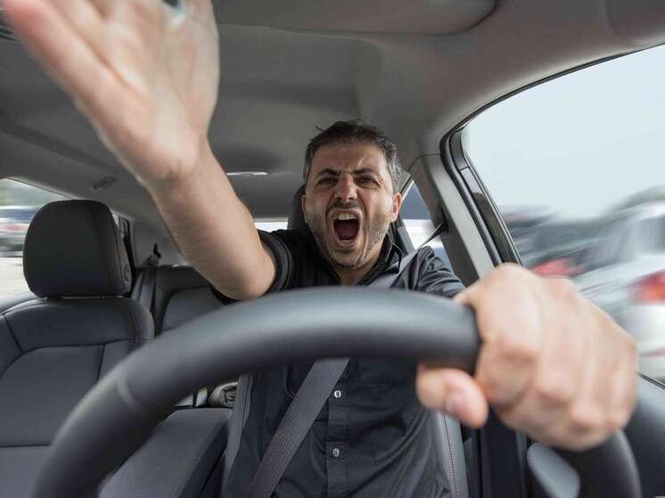 Карельские водители рассказали о своих привычках за рулем