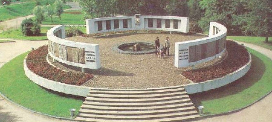 Историю галереи героев в Петрозаводске напомнили в сети