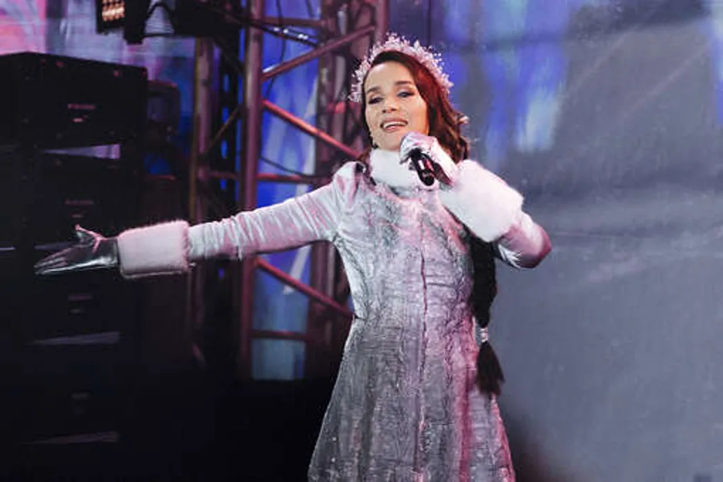 Теплый прием: Наталия Орейро оценила мягкую зиму в карельских краях