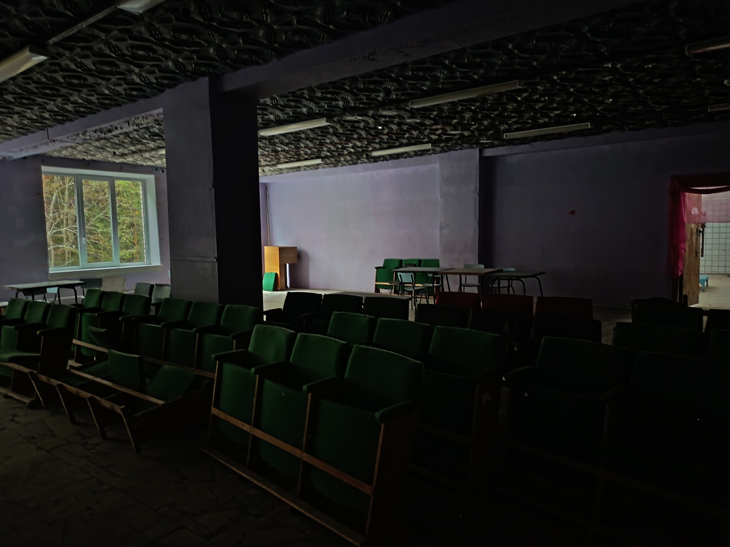 Заброшенное здание бывшего пионерского лагеря «Айно» удивило местных жителей