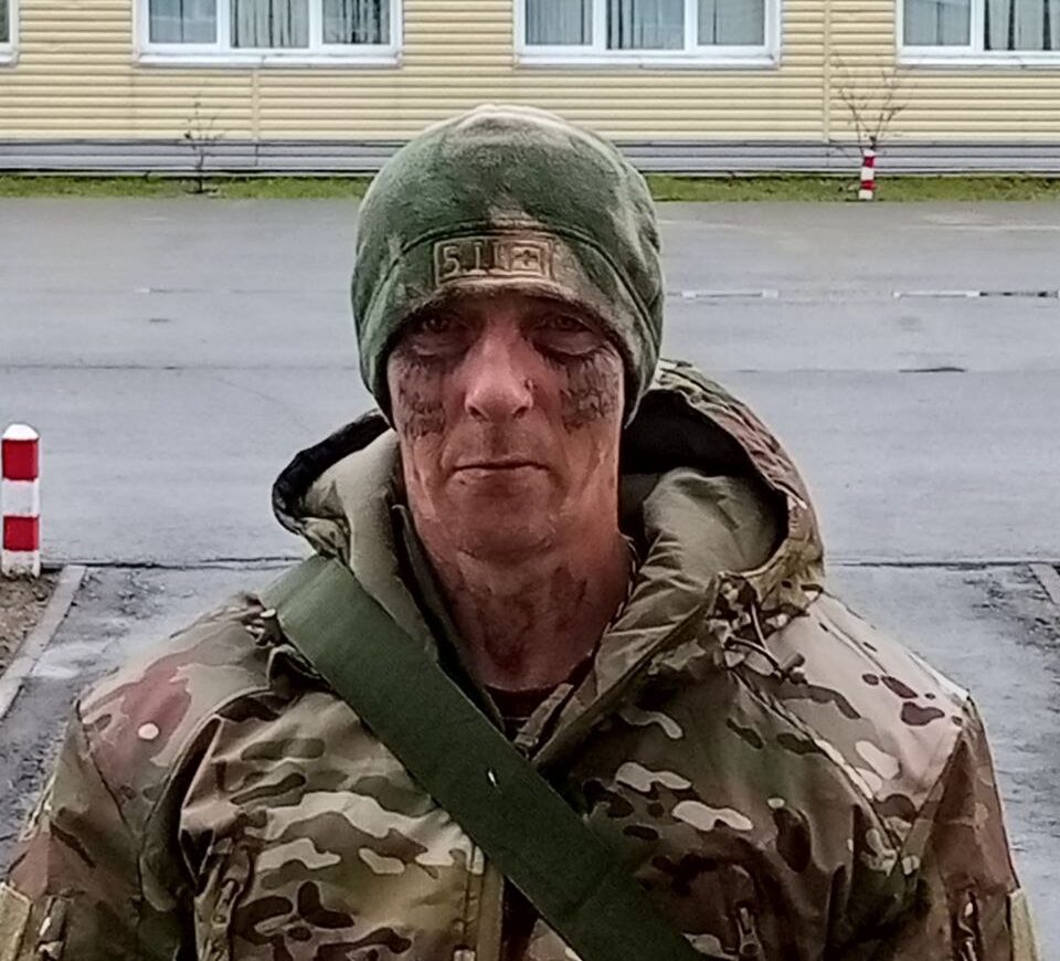 Таинственный мастер по дереву из Карелии ушел на СВО