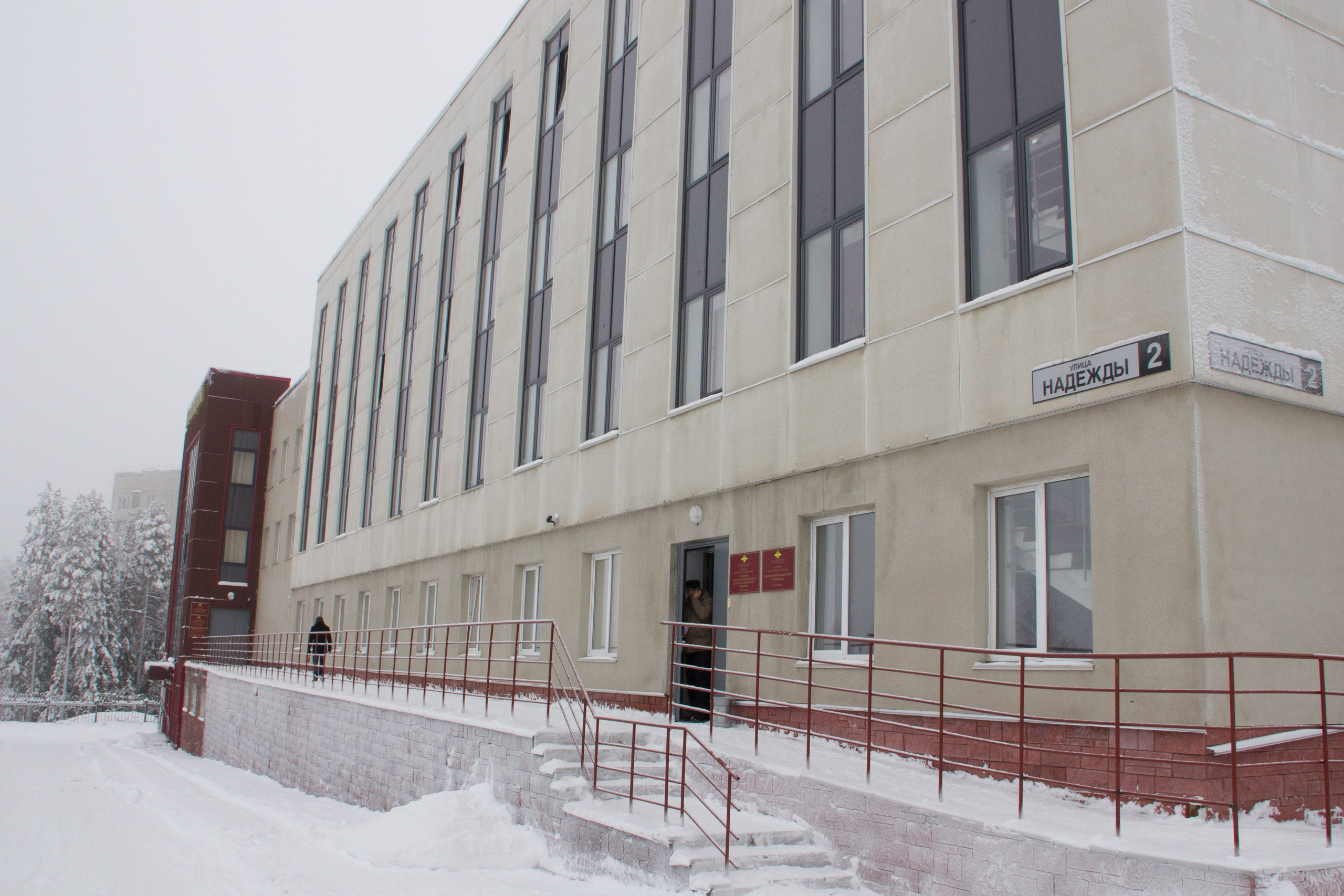 Жилец коммуналки в Костомукше украл технику из комнаты соседа