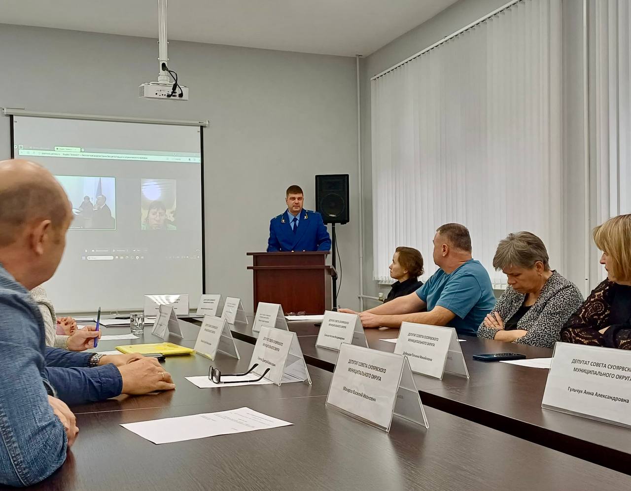 Глава Суоярвского округа досрочно сложил полномочия в связи с утратой доверия Глава Суоярвского округа досрочно сложил полномочия в связи с утратой доверия