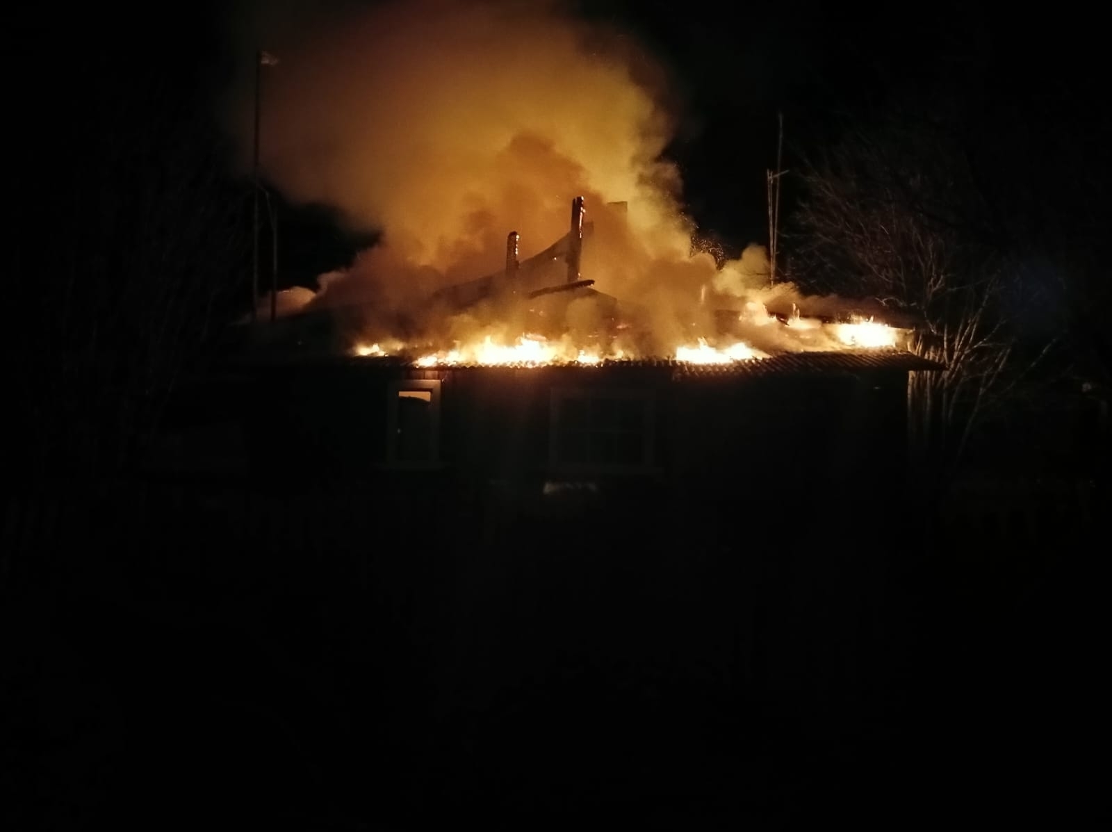 Жителя Медвежьегорского района поблагодарили за спасение человека из горящего дома