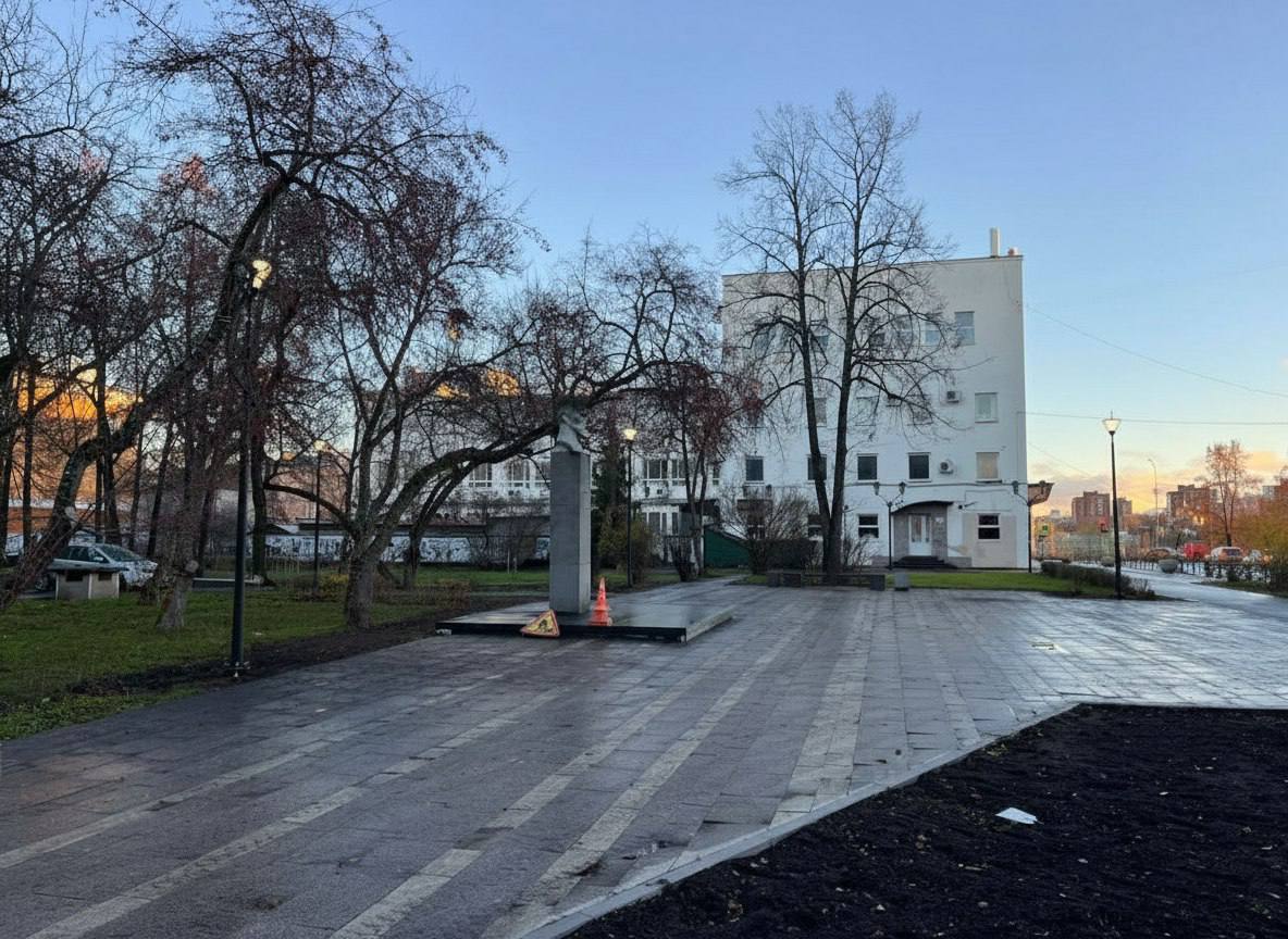 Освещение провели в сквере Шотмана в Петрозаводске