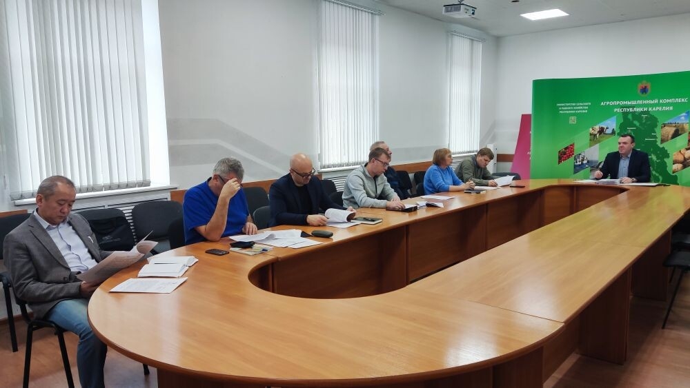 Жители Лахденпохского района отстояли озеро, на которое положили глаз форелеводы