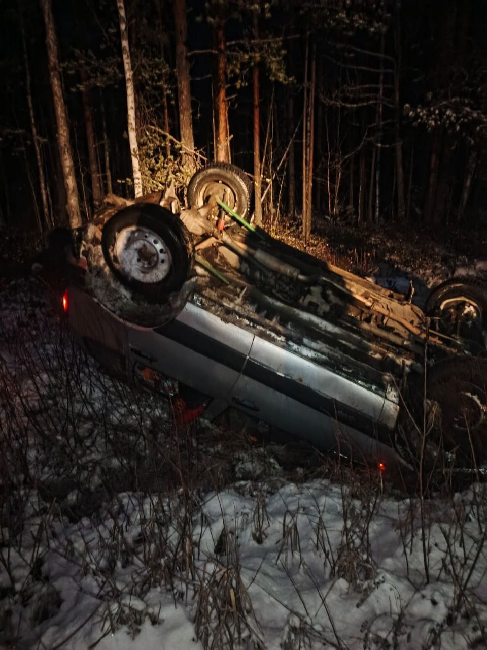 Снова ДТП с госпитализацией: отечественный внедорожник перевернулся в Суоярвском округе