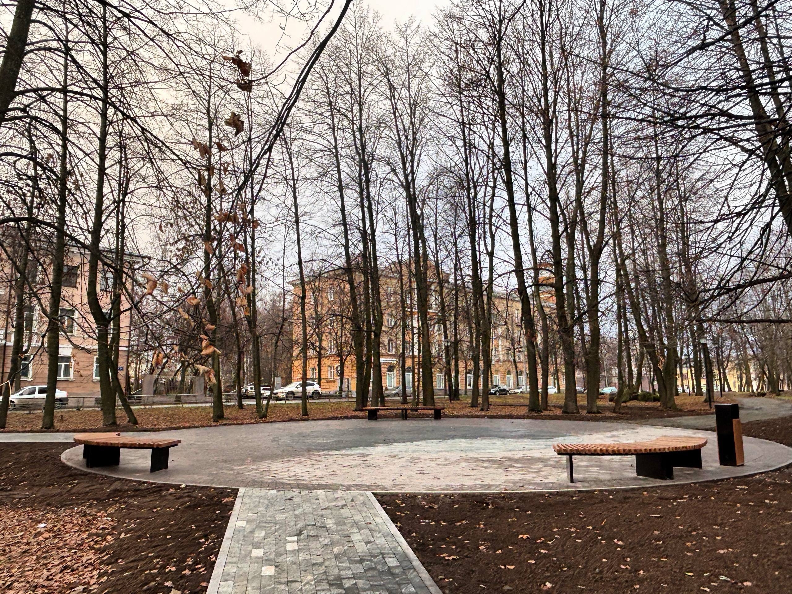 В Петрозаводске завершили благоустройство Назарьевской площади