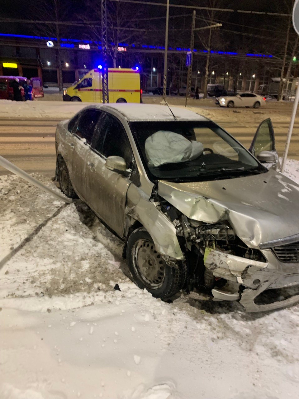 Водители Петрозаводска перестали уважать главную дорогу - наплевательство привело к травмам в ДТП