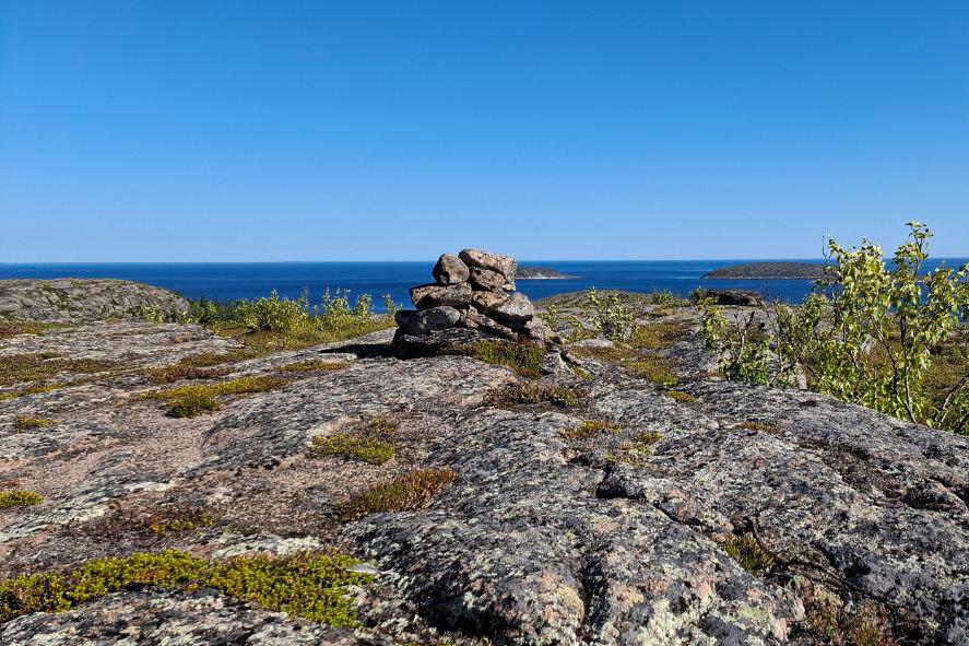 Тайны архипелага Кузова: как поиск лабиринтов привел к открытию сейдов в Карелии
