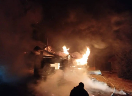 Благодаря слаженным действиям пожарных из Эссойлы и добровольцев удалось спасти дом