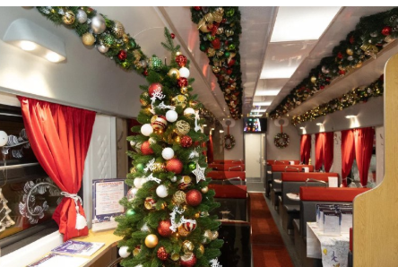 В поездах прозвучат новогодняя музыка и поздравления