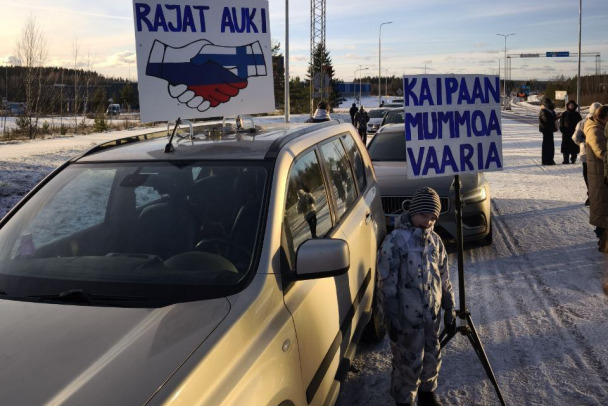 Стало известно, как русские в Финляндии борются за открытие границы с Россией