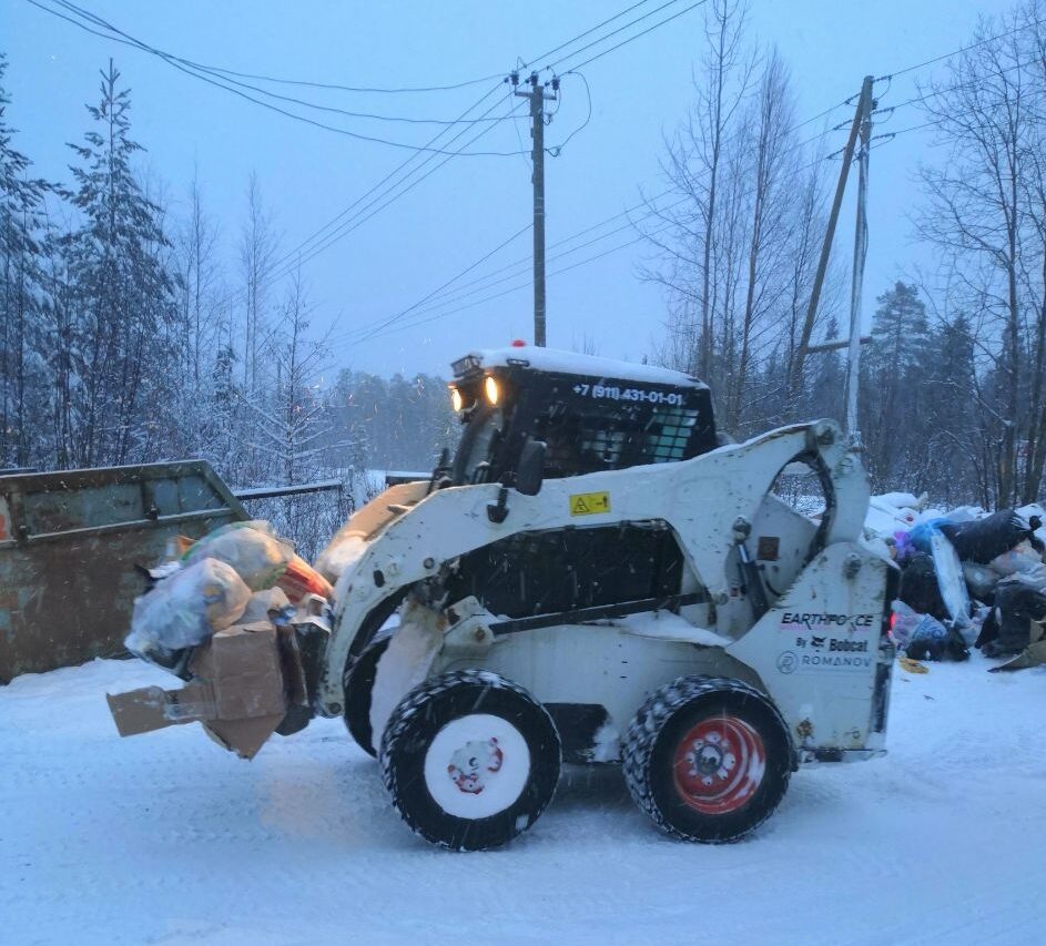 В Костомукше власти просят жителей не мусорить у контейнеров