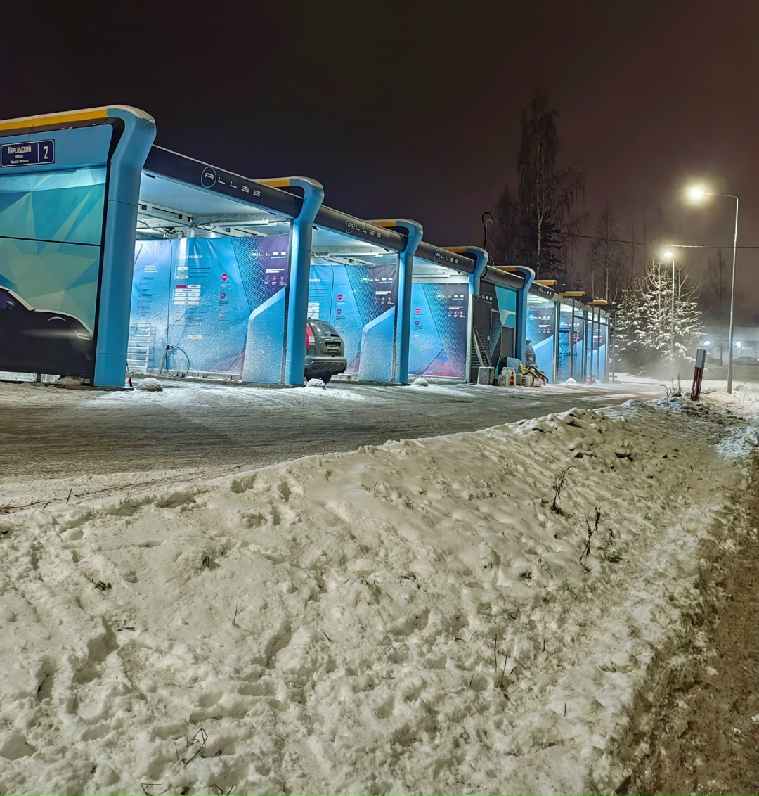 Петрозаводчанин пожаловался на грязь и химию с автомойки