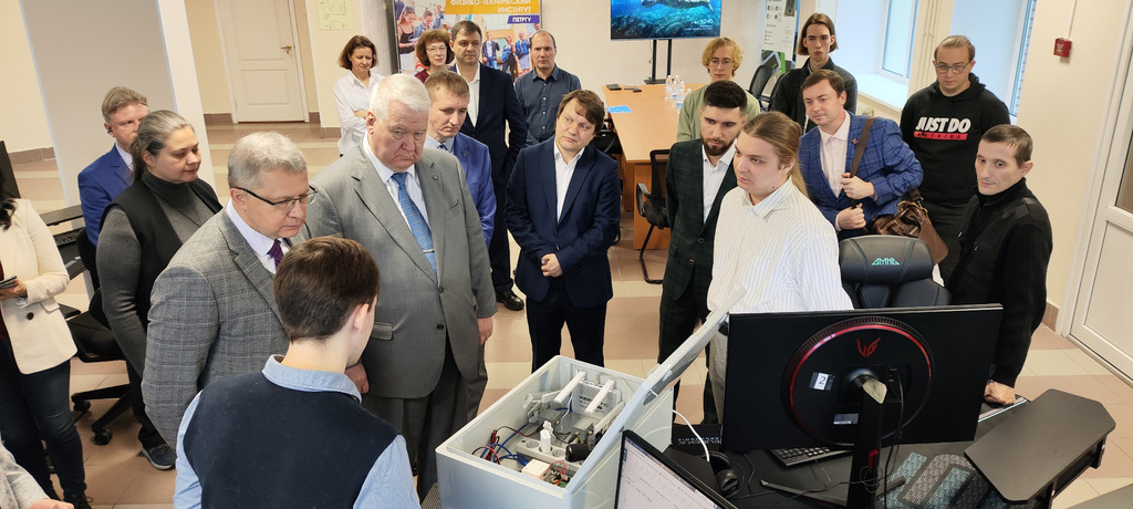 Передовые отечественные технологии изучат в новом классе ПетрГУ