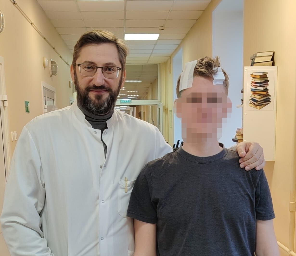 Известный нейрохирург спас молодого медика в Карелии