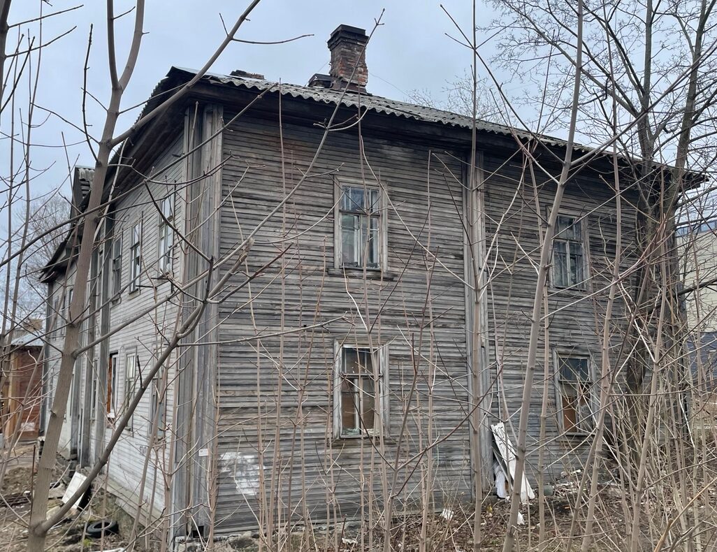 Бастрыкин затребовал доклад о нерасселении аварийного дома, затянувшемся на шесть лет в Медвежьегорске