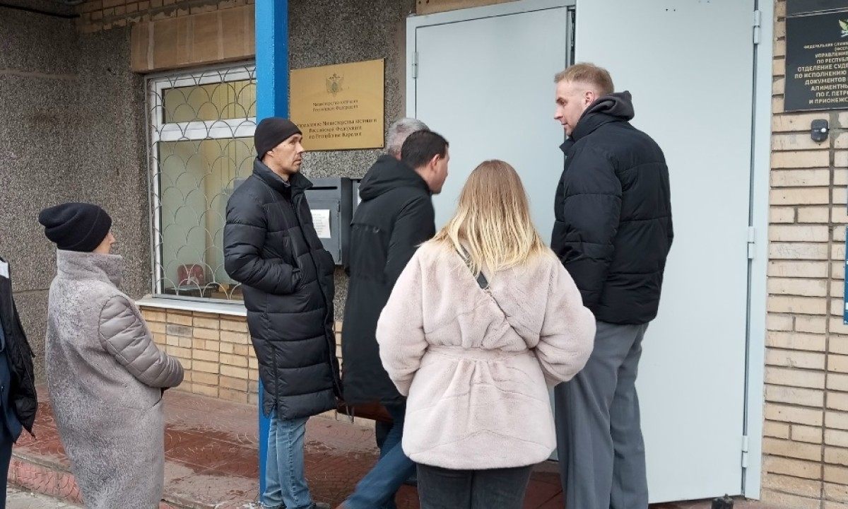 Петрозаводчанину заблокировали карту, несмотря на оплаченный штраф